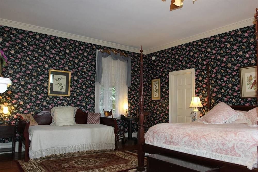 Corners Mansion Inn - A Bed And Breakfast Виксбърг Екстериор снимка